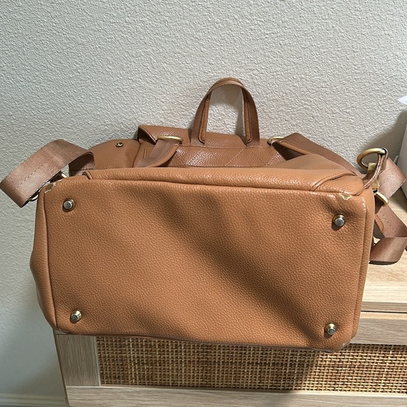 Freshly Picked - full size Tan Leather Backpack - Picture 4 of 6